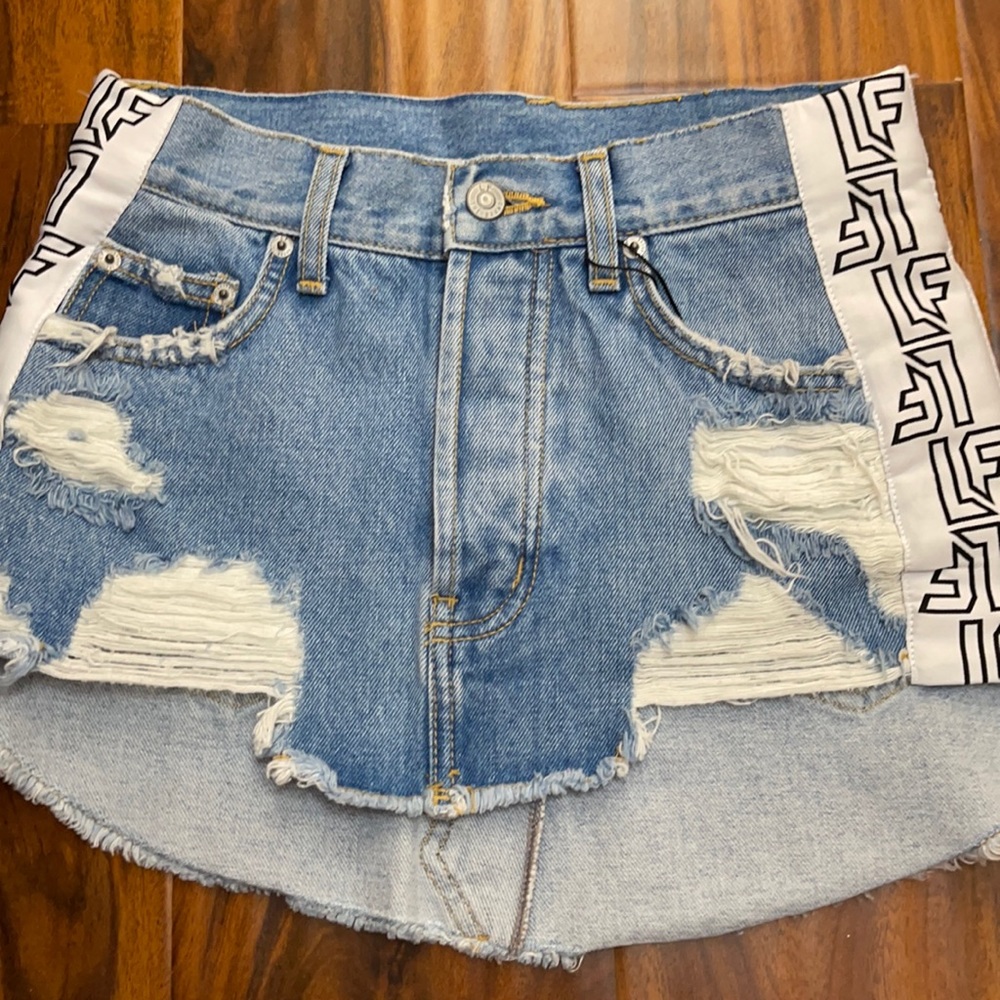 NWT Adriana LF skirt 💞❤️